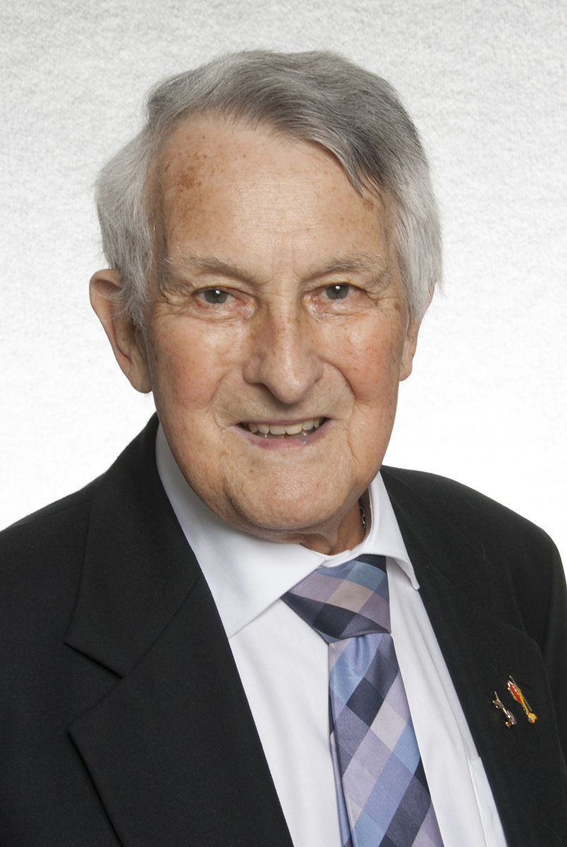 Cllr David Stares Woodley Town Council