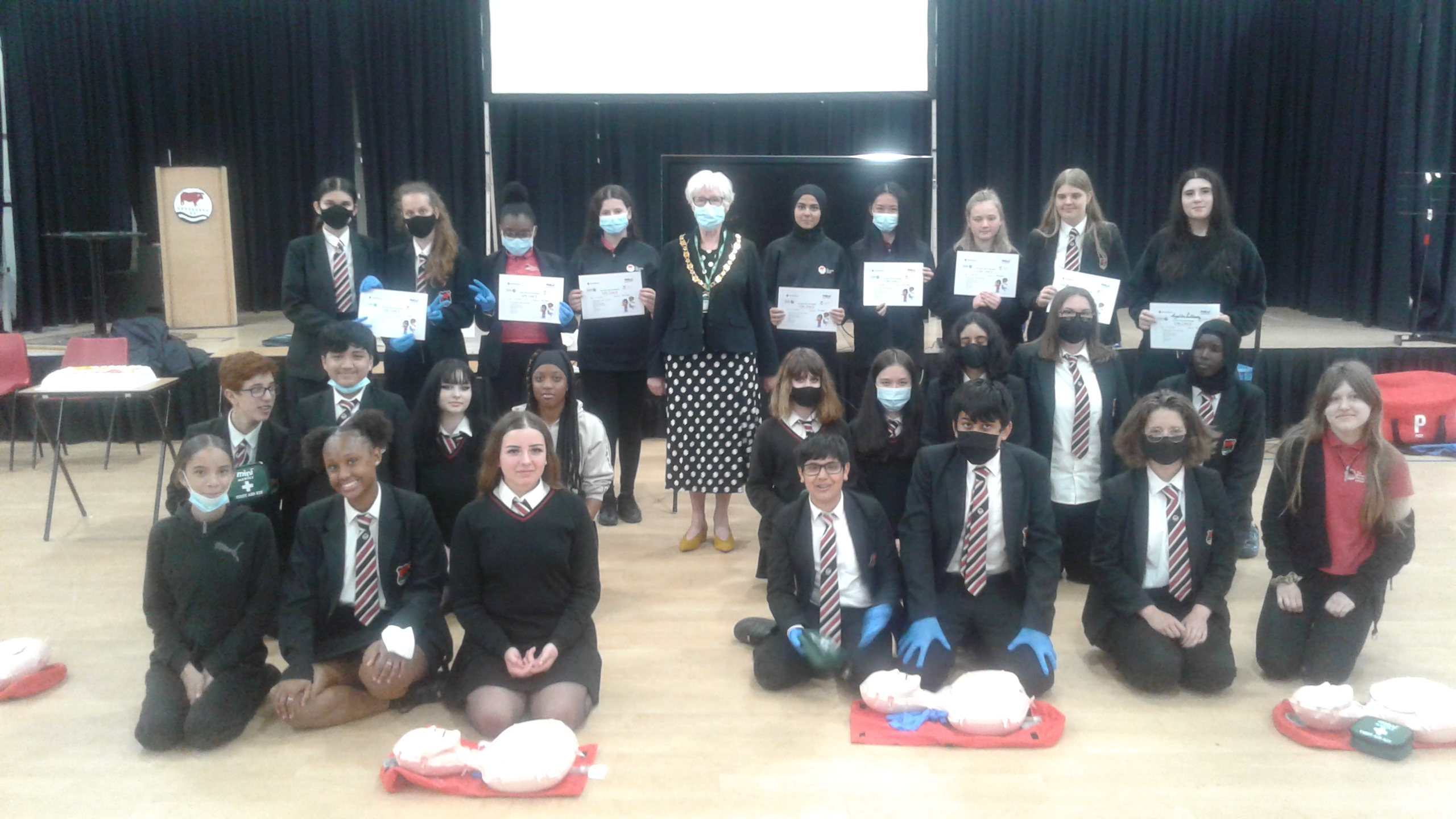 town mayor awards mini medics Bulmershe school
