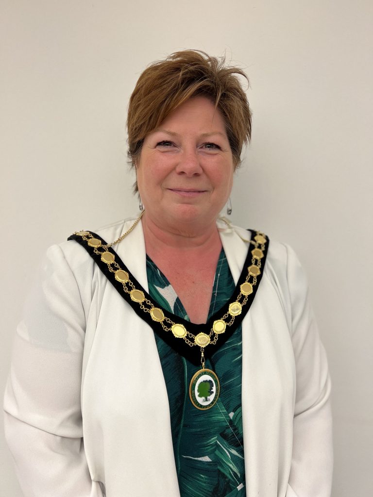 Cllr Juliet Anderson Woodley Town Mayor