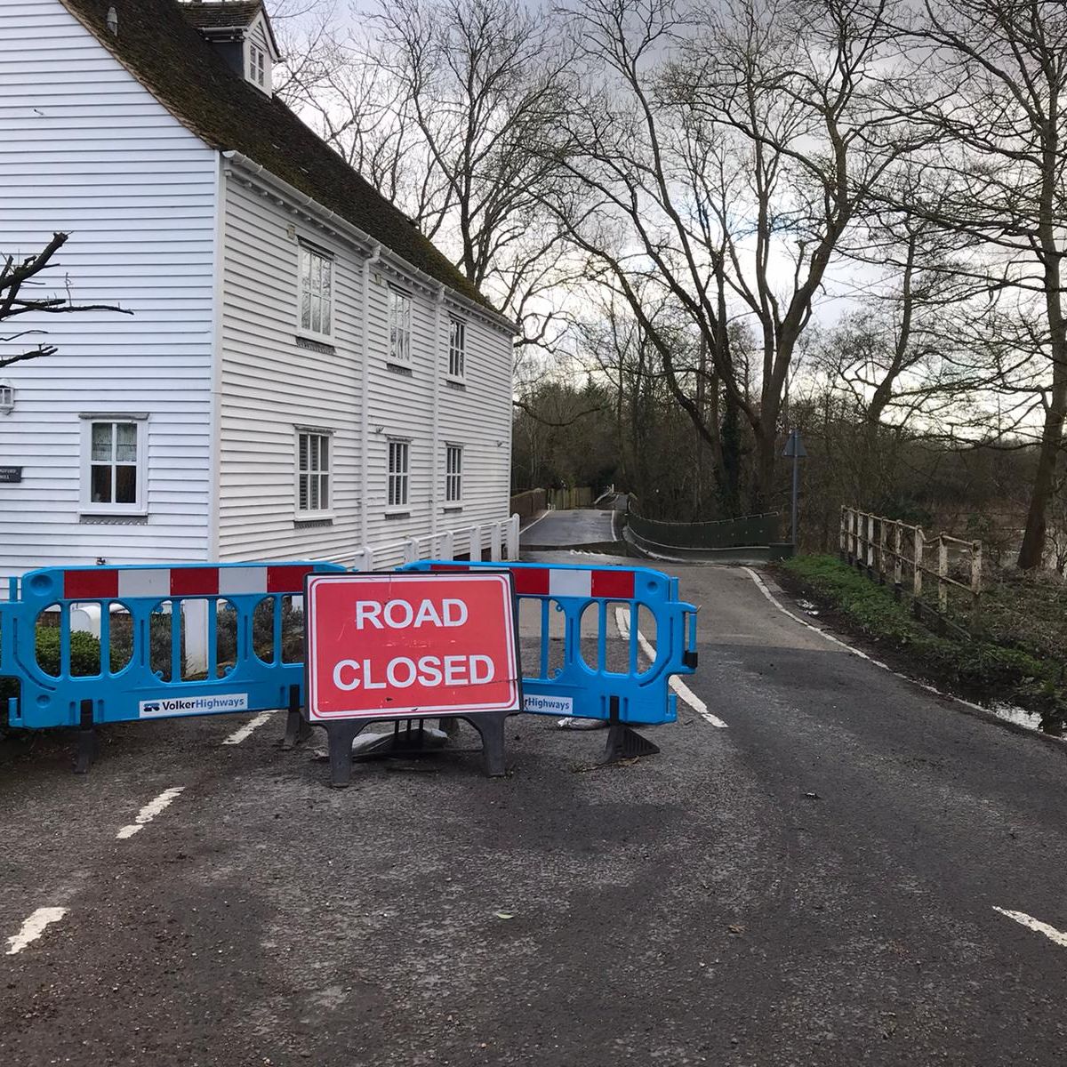 bridge repairs at Sandford lane Woodley