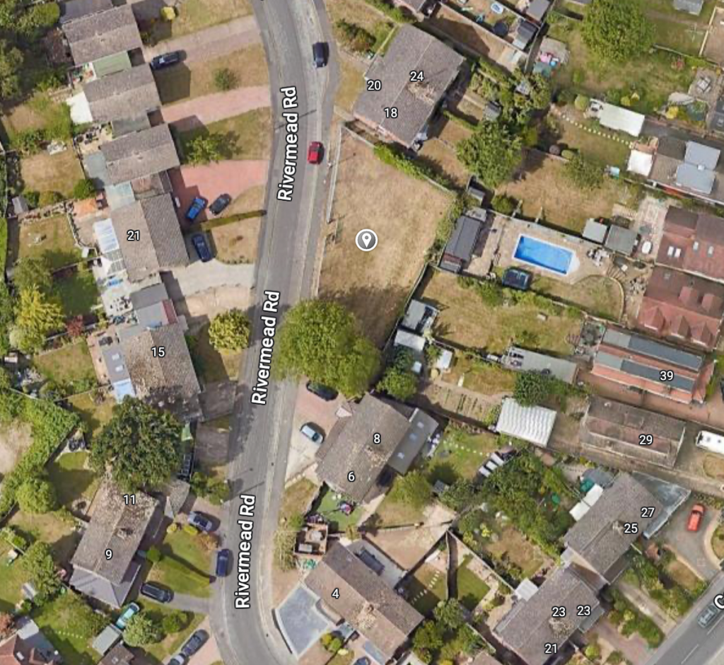 Satellite image of Rivermead open space