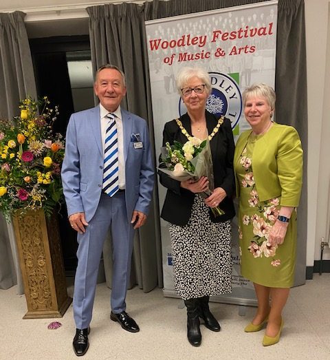 Woodley Town Mayor at Woodley Festival of Music & Arts