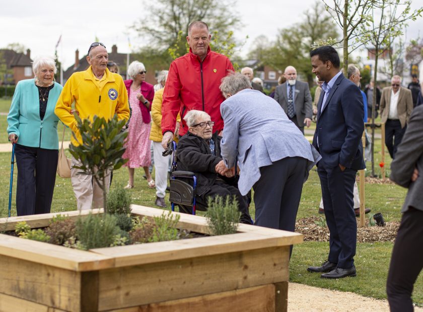 Coling Lawley greeted by Woodley Town Mayor Cllr David Bragg