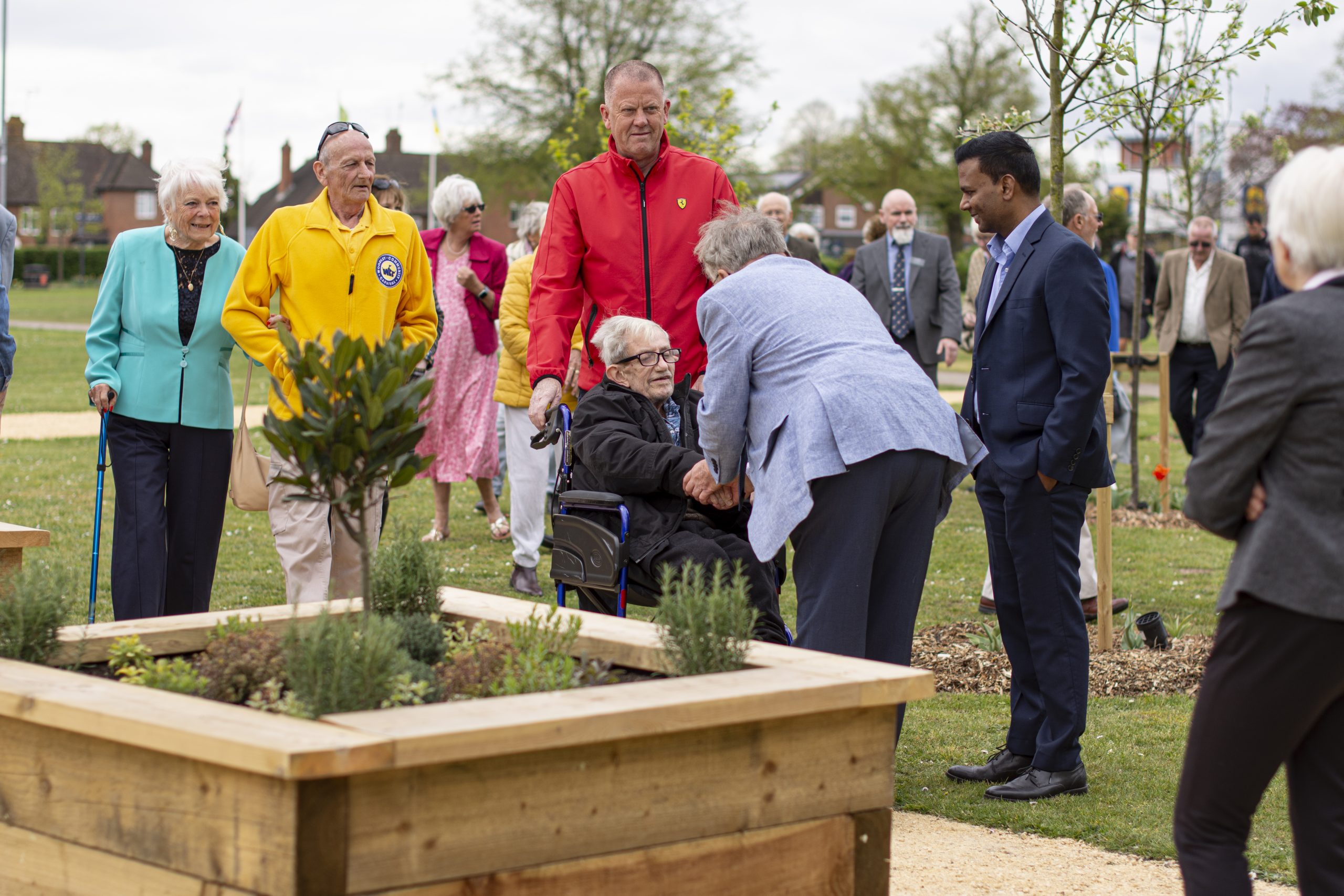 Coling Lawley greeted by Woodley Town Mayor Cllr David Bragg